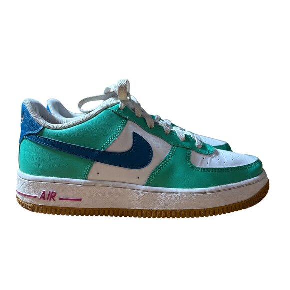Nike Air Force 1 LV8 AP Kids Size 5.5Y in Spring Green/White/Green Abyss - Picture 1 of 8